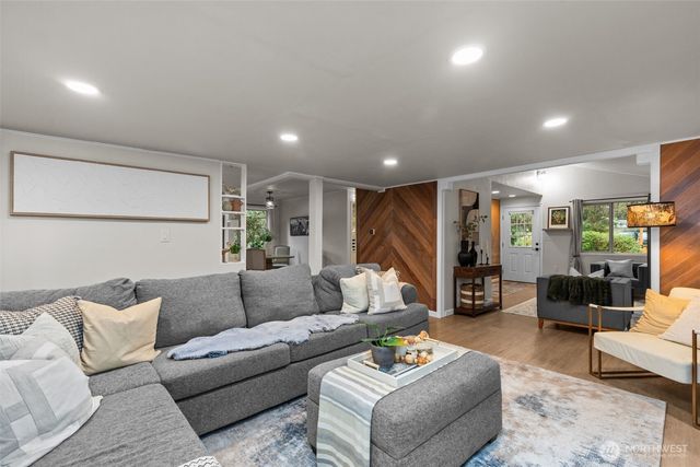 132 NW 143rd Street, Seattle, WA 98177