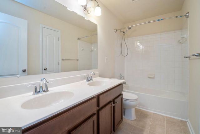 813 GLENSIDE WAY, Glen Burnie, MD 21060