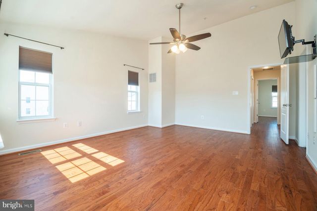 813 GLENSIDE WAY, Glen Burnie, MD 21060