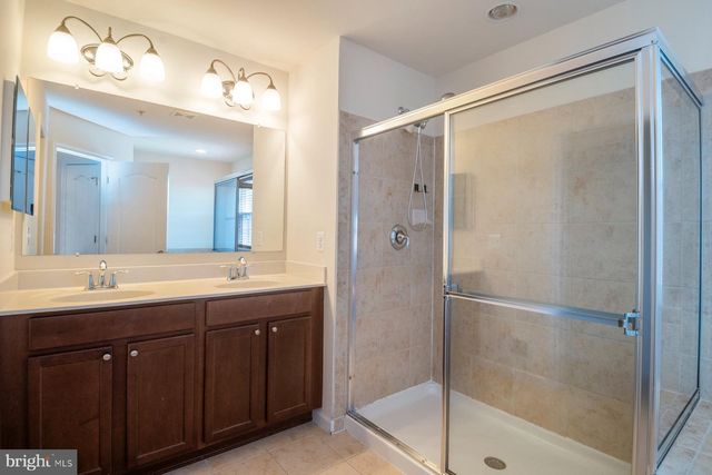 813 GLENSIDE WAY, Glen Burnie, MD 21060