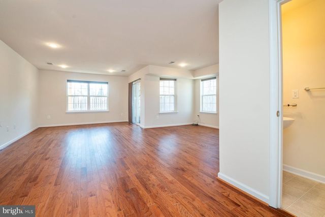 813 GLENSIDE WAY, Glen Burnie, MD 21060