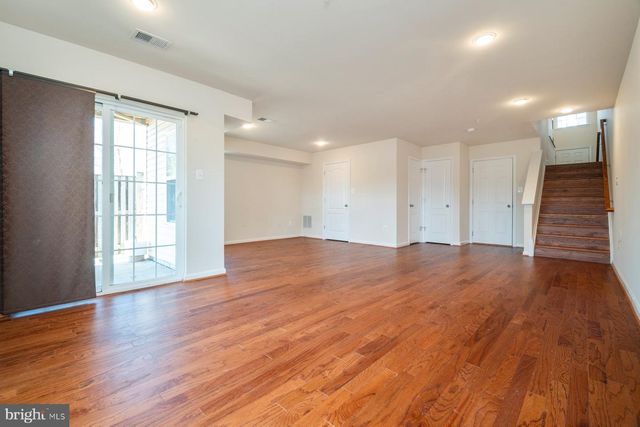 813 GLENSIDE WAY, Glen Burnie, MD 21060