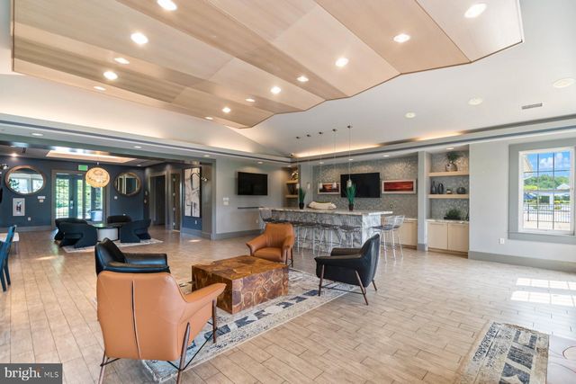 813 GLENSIDE WAY, Glen Burnie, MD 21060