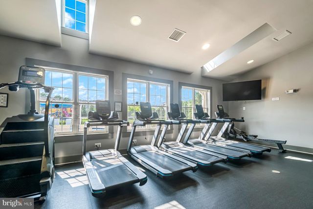 813 GLENSIDE WAY, Glen Burnie, MD 21060