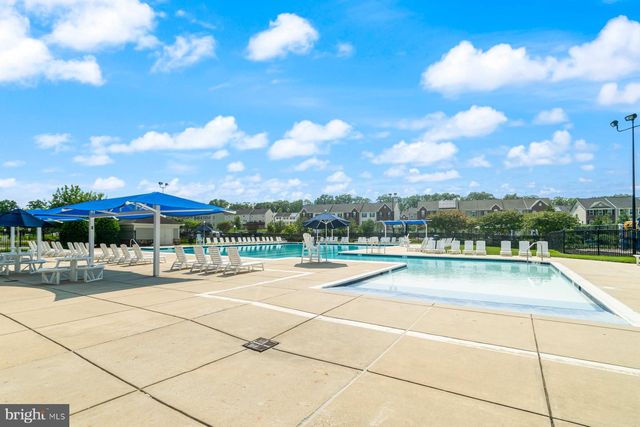 813 GLENSIDE WAY, Glen Burnie, MD 21060