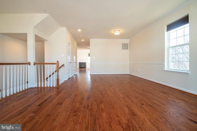 813 GLENSIDE WAY, Glen Burnie, MD 21060