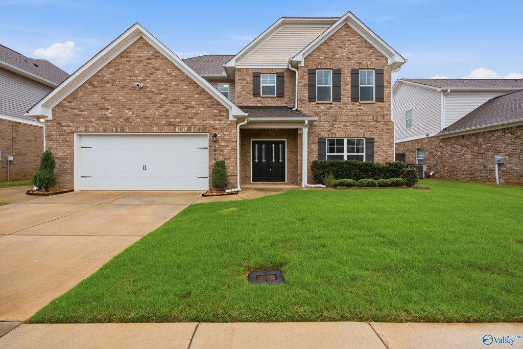 4228 Textile Lane SW, Huntsville, AL 35805