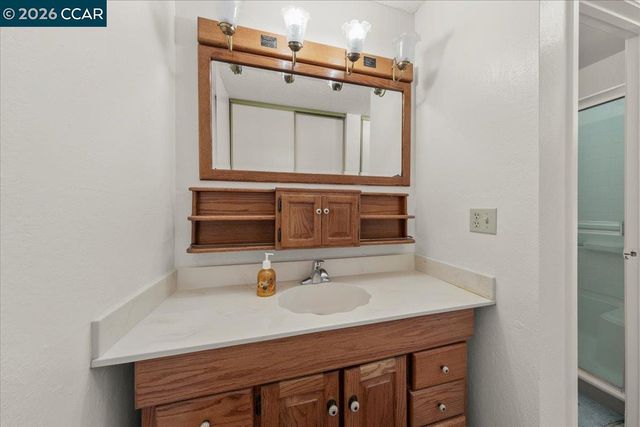 316 Meadows Dr, Vallejo, CA 94589