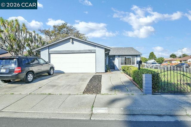 316 Meadows Dr, Vallejo, CA 94589