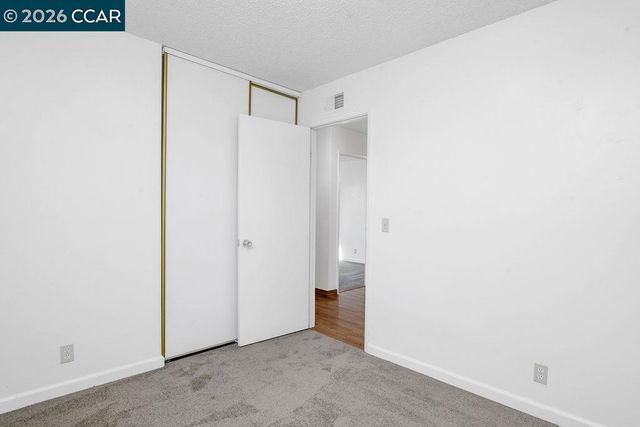 316 Meadows Dr, Vallejo, CA 94589