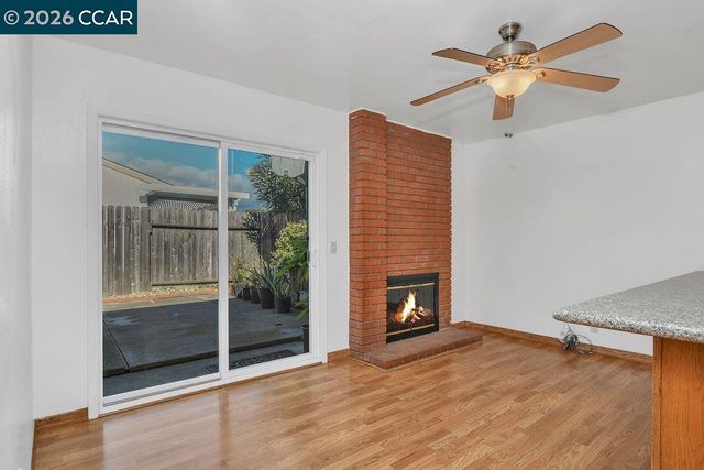 316 Meadows Dr, Vallejo, CA 94589