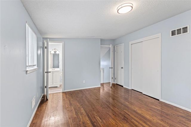 213 Briar Lane, Kansas City, MO 64119