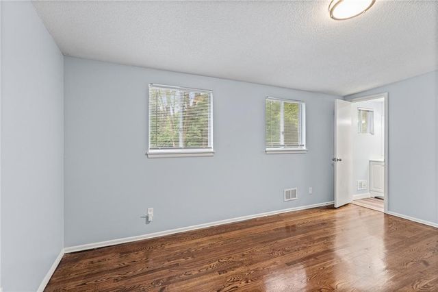 213 Briar Lane, Kansas City, MO 64119