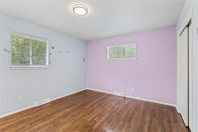 213 Briar Lane, Kansas City, MO 64119