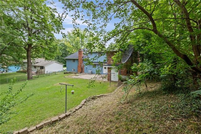 213 Briar Lane, Kansas City, MO 64119