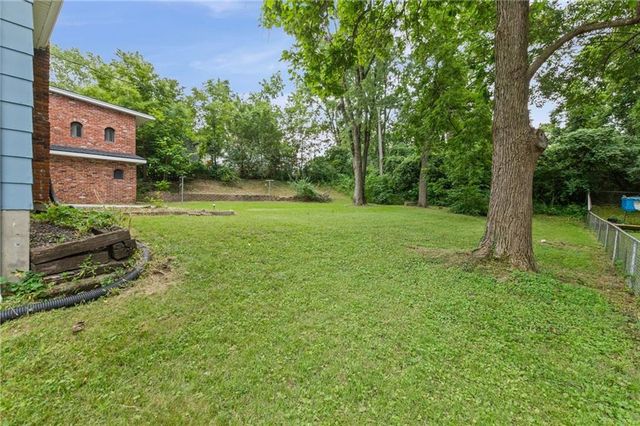213 Briar Lane, Kansas City, MO 64119