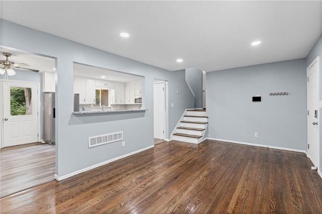 213 Briar Lane, Kansas City, MO 64119