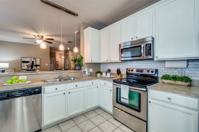 1375 Kingston Place, Providence Village, TX 76227