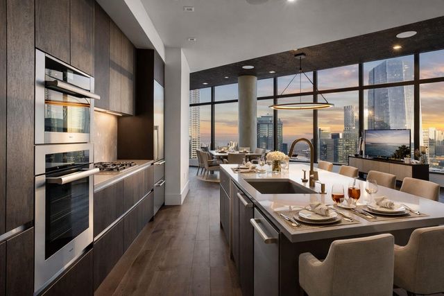 501 West Ave 3803, Austin, TX 78701