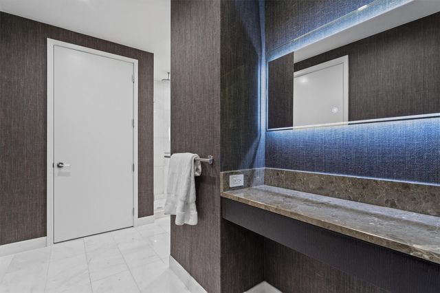 501 West Ave 3803, Austin, TX 78701