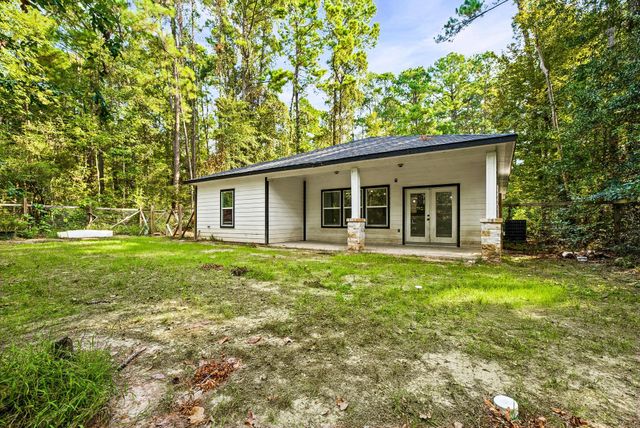 348 Dancing Flame, Livingston, TX 77351