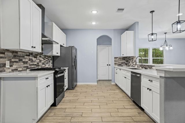 348 Dancing Flame, Livingston, TX 77351