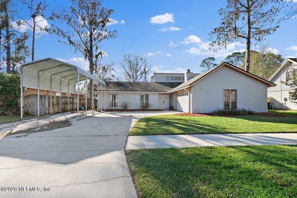 10644 LA MANCHA Avenue, Jacksonville, FL 32257