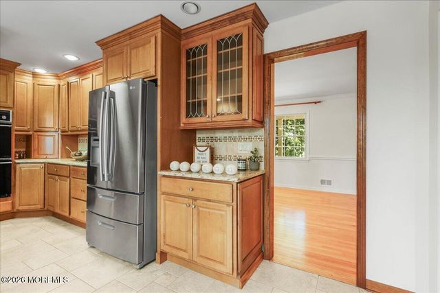 6 Rimwood Drive, Lincroft, NJ 07738