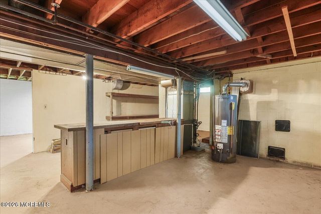 6 Rimwood Drive, Lincroft, NJ 07738