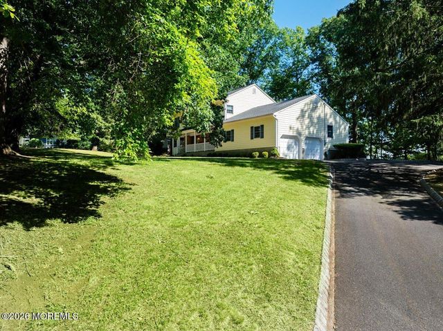6 Rimwood Drive, Lincroft, NJ 07738