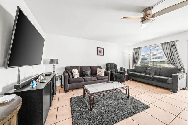 187 Wellington K, West Palm Beach, FL 33417