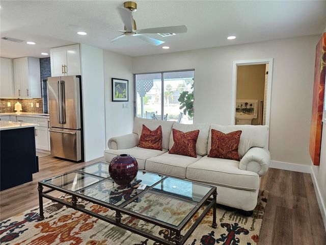 917 S GONDOLA DRIVE, Venice, FL 34293
