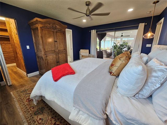 917 S GONDOLA DRIVE, Venice, FL 34293