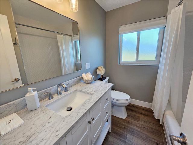917 S GONDOLA DRIVE, Venice, FL 34293
