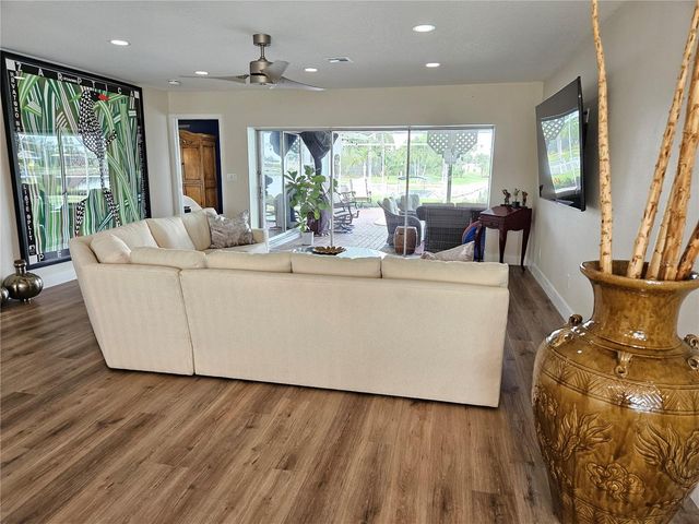 917 S GONDOLA DRIVE, Venice, FL 34293