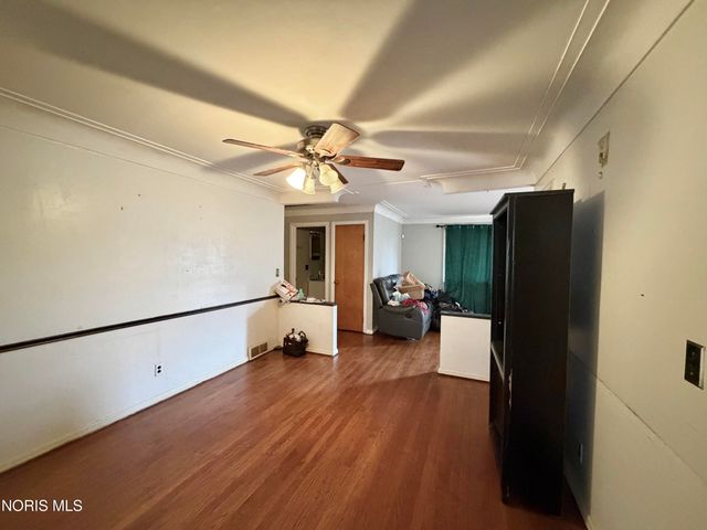 142 Van Buren Avenue, Toledo, OH 43605