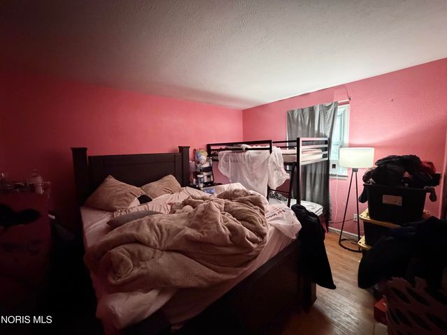 142 Van Buren Avenue, Toledo, OH 43605