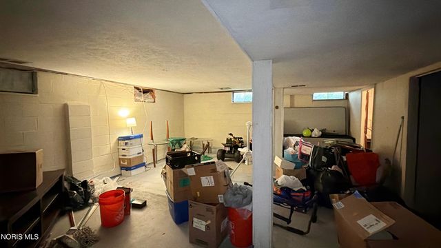 142 Van Buren Avenue, Toledo, OH 43605