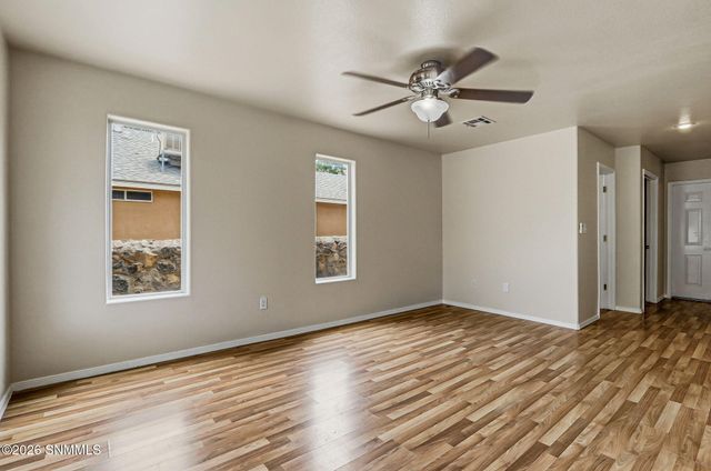 5190 Granite Street, Las Cruces, NM 88012