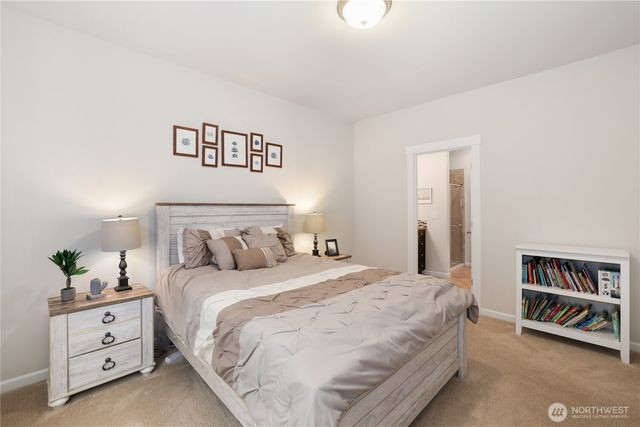 18917 106th Avenue Ct E, Puyallup, WA 98374