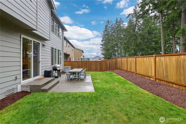 18917 106th Avenue Ct E, Puyallup, WA 98374