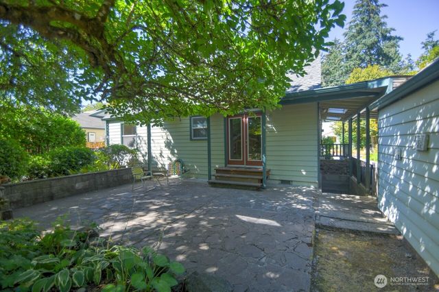 3216 Lorne Street SE, Olympia, WA 98501