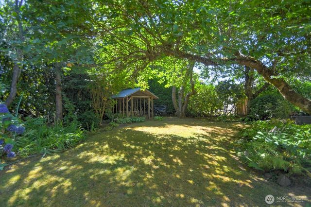 3216 Lorne Street SE, Olympia, WA 98501