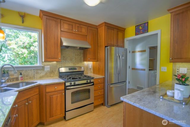 3216 Lorne Street SE, Olympia, WA 98501