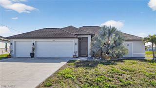 2223 SW 4th CT, Cape Coral, FL 33991