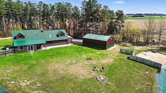 15251 Geddes Road, Hemlock, MI 48626
