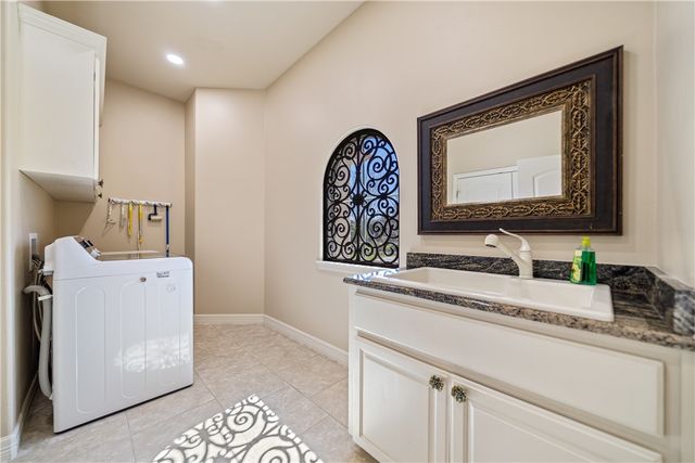 21050 Donegal Road, Mathis, TX 78368