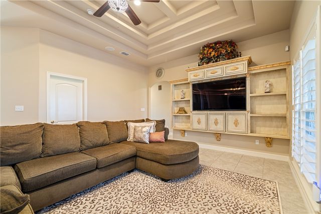 21050 Donegal Road, Mathis, TX 78368