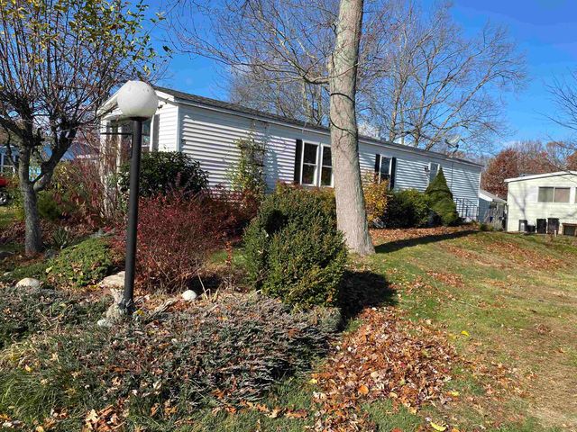 81 Elm Court, Seabrook, NH 03874