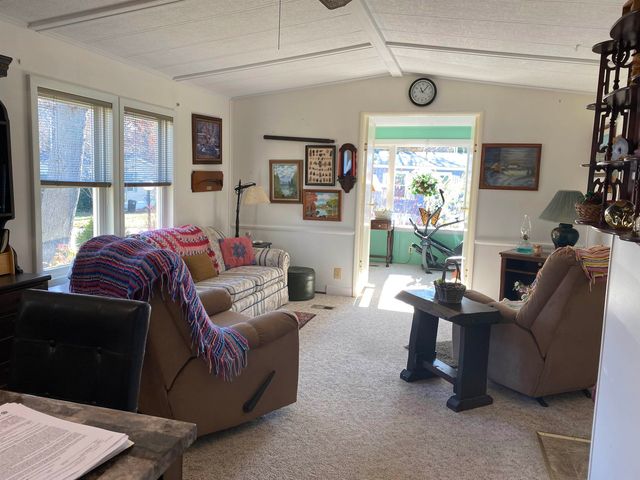 81 Elm Court, Seabrook, NH 03874